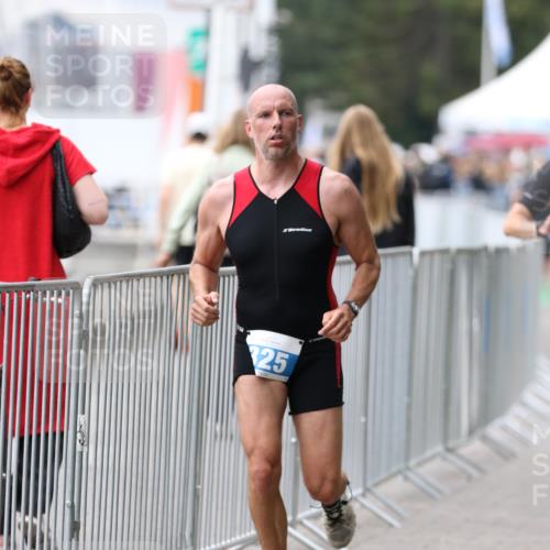 16.08.2026 - KN Förde Triathlon 2026 Antke Förster http://msf.ph/oto/9996480 16.08.2026 11:52:46 Laufen  meine-sportfotos.de