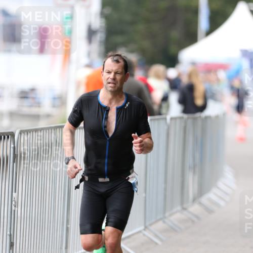 16.08.2026 - KN Förde Triathlon 2026 Antke Förster http://msf.ph/oto/9996492 16.08.2026 11:53:00 Laufen  meine-sportfotos.de