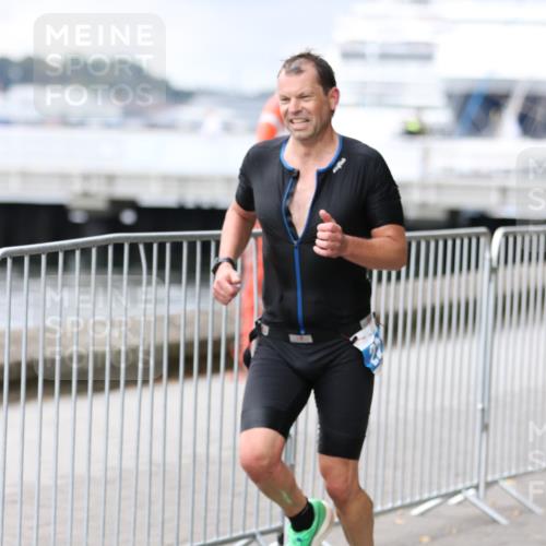 16.08.2026 - KN Förde Triathlon 2026 Antke Förster http://msf.ph/oto/9996496 16.08.2026 11:53:02 Laufen  meine-sportfotos.de