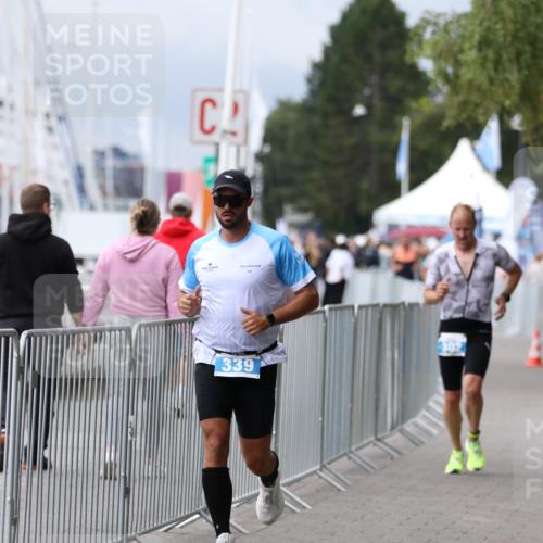 16.08.2026 - KN Förde Triathlon 2026 Antke Förster http://msf.ph/oto/9996520 16.08.2026 11:53:58 Laufen  meine-sportfotos.de