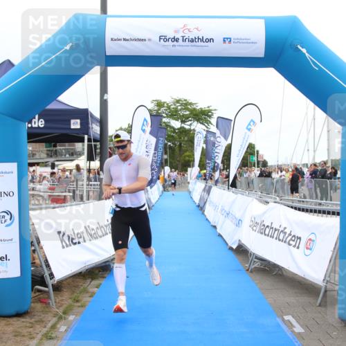 16.08.2026 - KN Förde Triathlon 2026 Markus Tischler http://msf.ph/oto/9996527 16.08.2026 11:58:45 Ziel 311, 321, 331, 311, 321, 331 meine-sportfotos.de