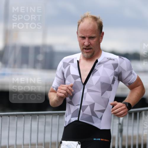 16.08.2026 - KN Förde Triathlon 2026 Antke Förster http://msf.ph/oto/9996528 16.08.2026 11:54:04 Laufen  meine-sportfotos.de