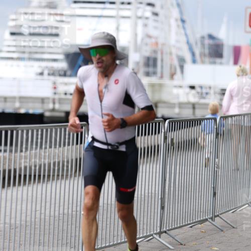 16.08.2026 - KN Förde Triathlon 2026 Antke Förster http://msf.ph/oto/9996534 16.08.2026 11:54:14 Laufen  meine-sportfotos.de