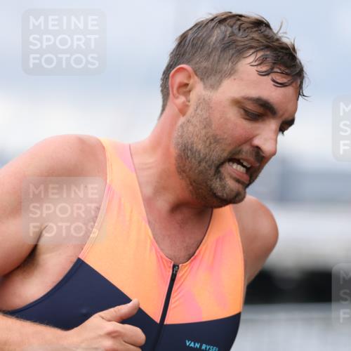 16.08.2026 - KN Förde Triathlon 2026 Antke Förster http://msf.ph/oto/9996545 16.08.2026 11:54:23 Laufen  meine-sportfotos.de