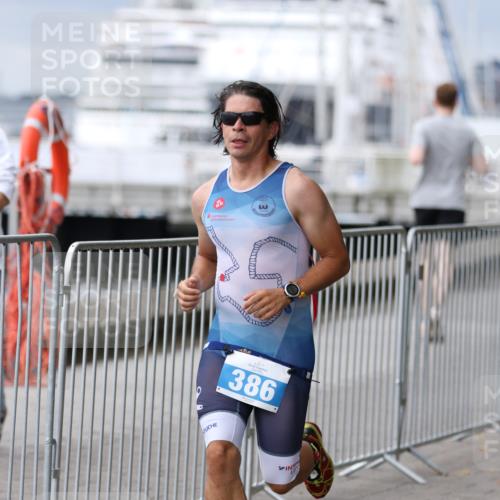 16.08.2026 - KN Förde Triathlon 2026 Antke Förster http://msf.ph/oto/9996549 16.08.2026 11:55:01 Laufen  meine-sportfotos.de