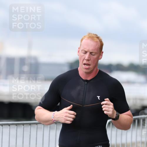 16.08.2026 - KN Förde Triathlon 2026 Antke Förster http://msf.ph/oto/9996566 16.08.2026 11:55:13 Laufen  meine-sportfotos.de