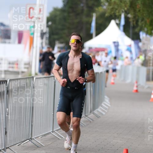 16.08.2026 - KN Förde Triathlon 2026 Antke Förster http://msf.ph/oto/9996578 16.08.2026 11:55:31 Laufen  meine-sportfotos.de