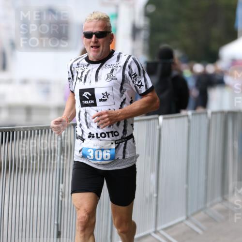 16.08.2026 - KN Förde Triathlon 2026 Antke Förster http://msf.ph/oto/9996595 16.08.2026 11:55:46 Laufen  meine-sportfotos.de