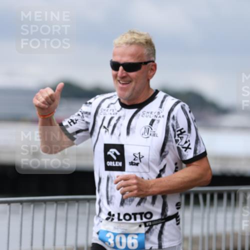 16.08.2026 - KN Förde Triathlon 2026 Antke Förster http://msf.ph/oto/9996598 16.08.2026 11:55:49 Laufen  meine-sportfotos.de