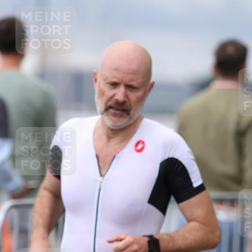 16.08.2026 - KN Förde Triathlon 2026 Antke Förster http://msf.ph/oto/9996626 16.08.2026 11:56:14 Laufen  meine-sportfotos.de