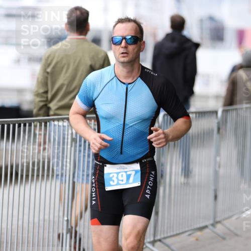 16.08.2026 - KN Förde Triathlon 2026 Antke Förster http://msf.ph/oto/9996633 16.08.2026 11:56:20 Laufen  meine-sportfotos.de