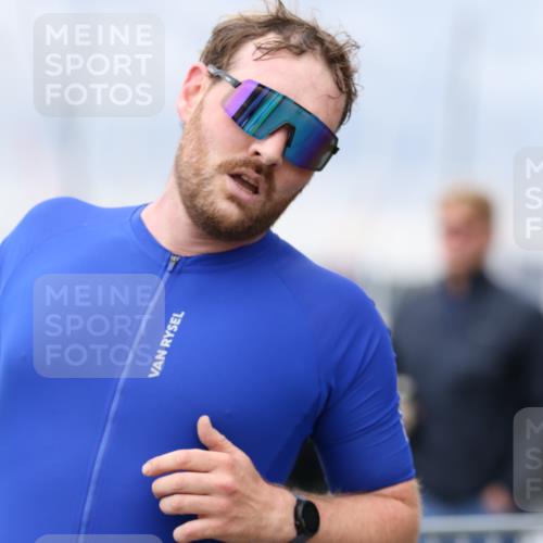 16.08.2026 - KN Förde Triathlon 2026 Antke Förster http://msf.ph/oto/9996661 16.08.2026 11:56:47 Laufen  meine-sportfotos.de