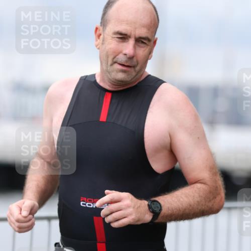 16.08.2026 - KN Förde Triathlon 2026 Antke Förster http://msf.ph/oto/9996700 16.08.2026 11:57:19 Laufen  meine-sportfotos.de