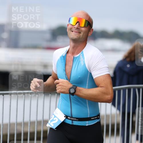 16.08.2026 - KN Förde Triathlon 2026 Antke Förster http://msf.ph/oto/9996751 16.08.2026 11:58:07 Laufen  meine-sportfotos.de