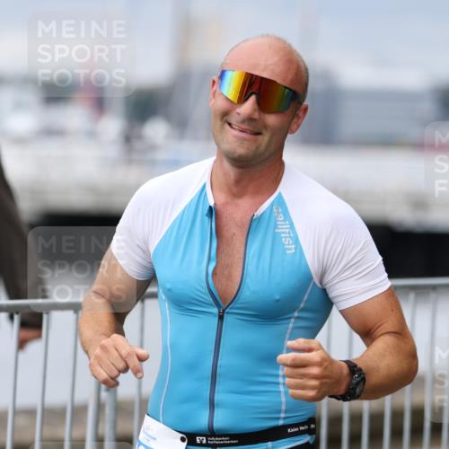 16.08.2026 - KN Förde Triathlon 2026 Antke Förster http://msf.ph/oto/9996752 16.08.2026 11:58:07 Laufen  meine-sportfotos.de