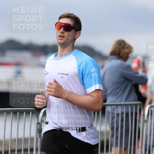 16.08.2026 - KN Förde Triathlon 2026 Antke Förster http://msf.ph/oto/9996771 16.08.2026 11:58:22 Laufen  meine-sportfotos.de