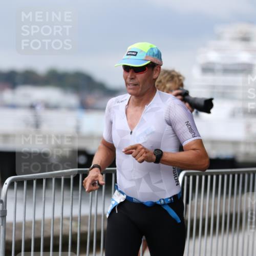 16.08.2026 - KN Förde Triathlon 2026 Antke Förster http://msf.ph/oto/9996779 16.08.2026 11:58:27 Laufen  meine-sportfotos.de