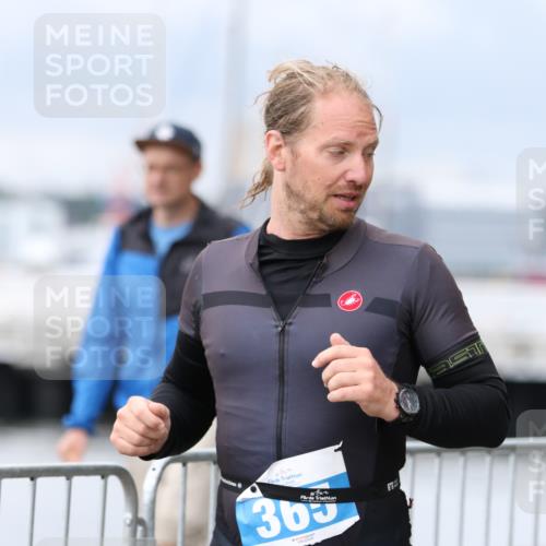 16.08.2026 - KN Förde Triathlon 2026 Antke Förster http://msf.ph/oto/9996795 16.08.2026 11:58:40 Laufen  meine-sportfotos.de
