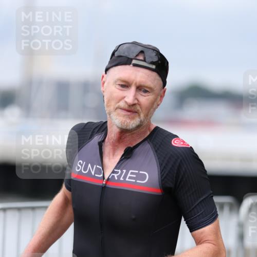 16.08.2026 - KN Förde Triathlon 2026 Antke Förster http://msf.ph/oto/9996834 16.08.2026 11:59:21 Laufen  meine-sportfotos.de