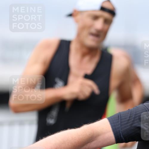 16.08.2026 - KN Förde Triathlon 2026 Antke Förster http://msf.ph/oto/9996837 16.08.2026 11:59:22 Laufen  meine-sportfotos.de