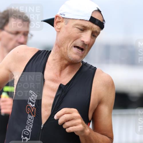 16.08.2026 - KN Förde Triathlon 2026 Antke Förster http://msf.ph/oto/9996838 16.08.2026 11:59:22 Laufen  meine-sportfotos.de