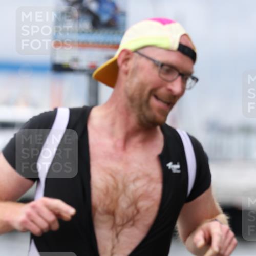 16.08.2026 - KN Förde Triathlon 2026 Antke Förster http://msf.ph/oto/9996851 16.08.2026 11:59:31 Laufen  meine-sportfotos.de