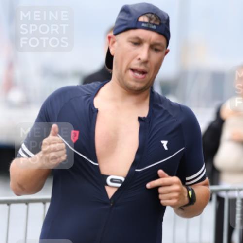 16.08.2026 - KN Förde Triathlon 2026 Antke Förster http://msf.ph/oto/9996899 16.08.2026 12:00:26 Laufen  meine-sportfotos.de