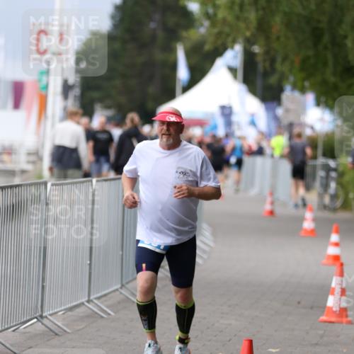 16.08.2026 - KN Förde Triathlon 2026 Antke Förster http://msf.ph/oto/9996902 16.08.2026 12:00:42 Laufen  meine-sportfotos.de