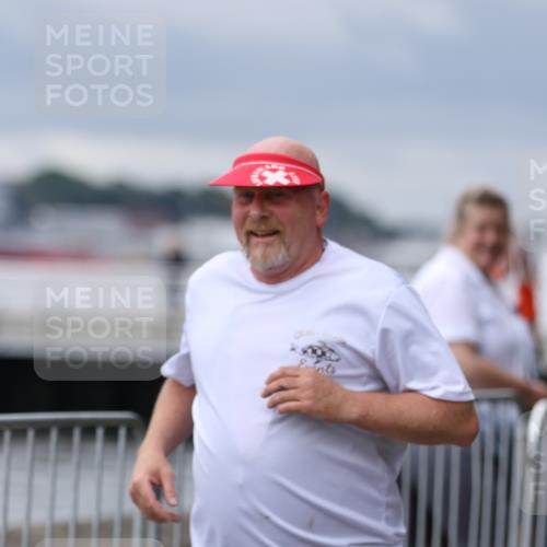 16.08.2026 - KN Förde Triathlon 2026 Antke Förster http://msf.ph/oto/9996911 16.08.2026 12:00:46 Laufen  meine-sportfotos.de