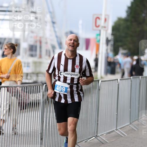 16.08.2026 - KN Förde Triathlon 2026 Antke Förster http://msf.ph/oto/9996956 16.08.2026 12:02:04 Laufen  meine-sportfotos.de