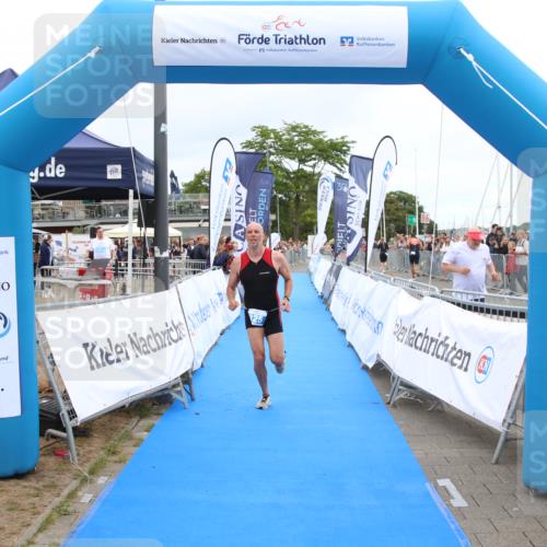 16.08.2026 - KN Förde Triathlon 2026 Markus Tischler http://msf.ph/oto/9996968 16.08.2026 12:02:08 Ziel 325, 325 meine-sportfotos.de