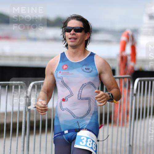 16.08.2026 - KN Förde Triathlon 2026 Antke Förster http://msf.ph/oto/9996976 16.08.2026 12:02:30 Laufen  meine-sportfotos.de