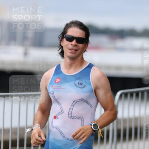 16.08.2026 - KN Förde Triathlon 2026 Antke Förster http://msf.ph/oto/9996977 16.08.2026 12:02:31 Laufen  meine-sportfotos.de