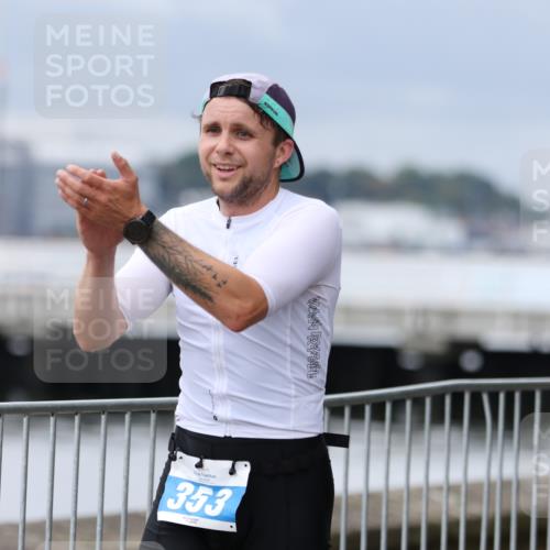 16.08.2026 - KN Förde Triathlon 2026 Antke Förster http://msf.ph/oto/9996982 16.08.2026 12:02:36 Laufen  meine-sportfotos.de