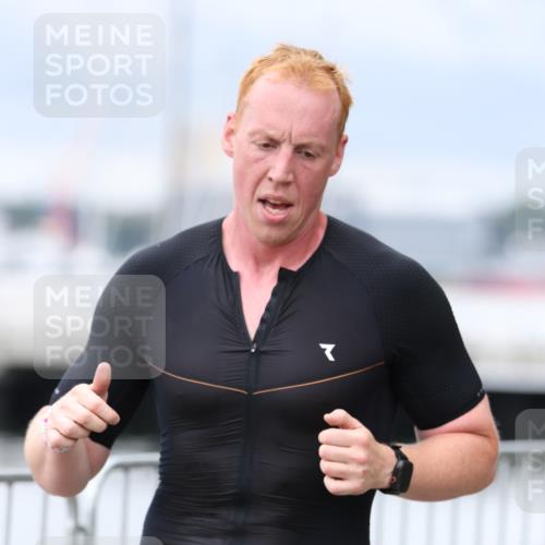 16.08.2026 - KN Förde Triathlon 2026 Antke Förster http://msf.ph/oto/9996990 16.08.2026 12:02:50 Laufen  meine-sportfotos.de