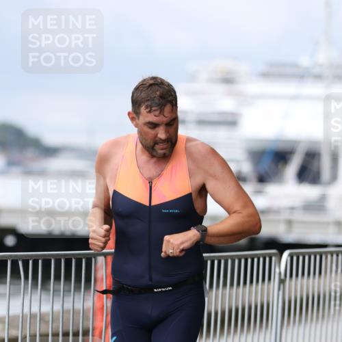 16.08.2026 - KN Förde Triathlon 2026 Antke Förster http://msf.ph/oto/9996994 16.08.2026 12:02:56 Laufen  meine-sportfotos.de
