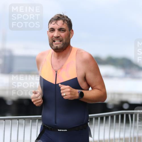 16.08.2026 - KN Förde Triathlon 2026 Antke Förster http://msf.ph/oto/9996995 16.08.2026 12:02:57 Laufen  meine-sportfotos.de