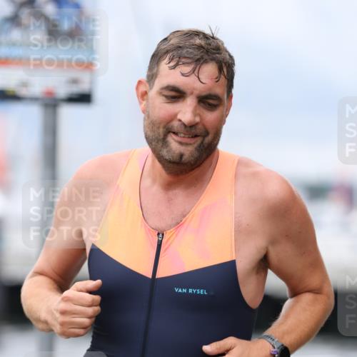 16.08.2026 - KN Förde Triathlon 2026 Antke Förster http://msf.ph/oto/9996997 16.08.2026 12:02:58 Laufen  meine-sportfotos.de