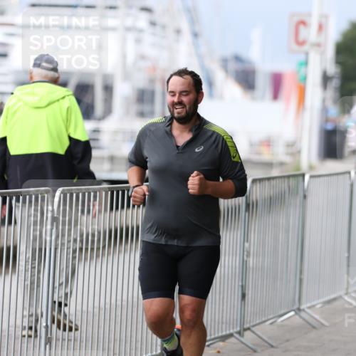 16.08.2026 - KN Förde Triathlon 2026 Antke Förster http://msf.ph/oto/9997008 16.08.2026 12:03:13 Laufen  meine-sportfotos.de