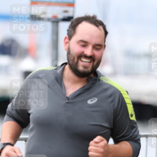 16.08.2026 - KN Förde Triathlon 2026 Antke Förster http://msf.ph/oto/9997013 16.08.2026 12:03:17 Laufen  meine-sportfotos.de