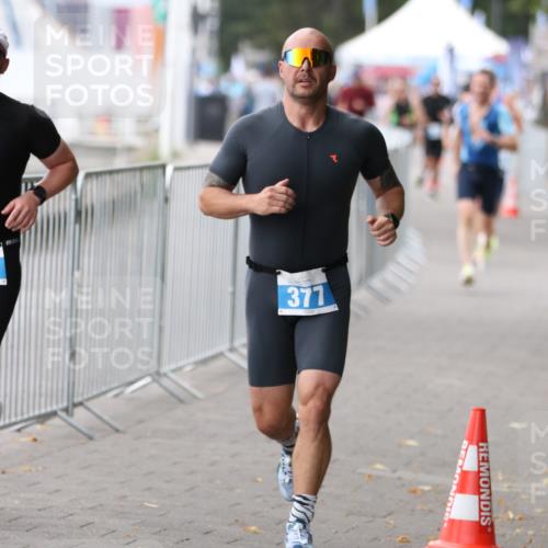 16.08.2026 - KN Förde Triathlon 2026 Antke Förster http://msf.ph/oto/9997046 16.08.2026 12:04:28 Laufen  meine-sportfotos.de