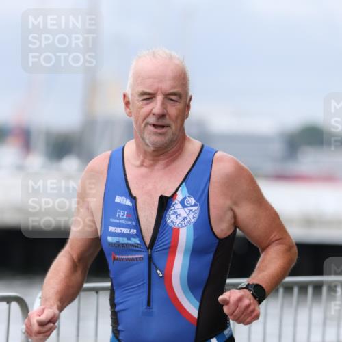 16.08.2026 - KN Förde Triathlon 2026 Antke Förster http://msf.ph/oto/9997060 16.08.2026 12:04:41 Laufen  meine-sportfotos.de