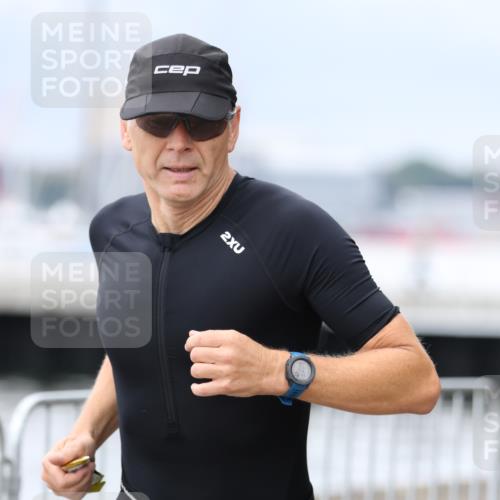 16.08.2026 - KN Förde Triathlon 2026 Antke Förster http://msf.ph/oto/9997065 16.08.2026 12:04:45 Laufen  meine-sportfotos.de