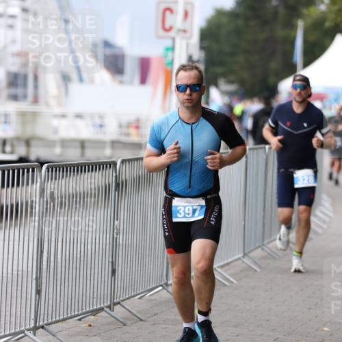 16.08.2026 - KN Förde Triathlon 2026 Antke Förster http://msf.ph/oto/9997082 16.08.2026 12:05:09 Laufen  meine-sportfotos.de