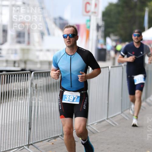 16.08.2026 - KN Förde Triathlon 2026 Antke Förster http://msf.ph/oto/9997083 16.08.2026 12:05:09 Laufen  meine-sportfotos.de