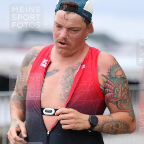 16.08.2026 - KN Förde Triathlon 2026 Antke Förster http://msf.ph/oto/9997108 16.08.2026 12:05:36 Laufen  meine-sportfotos.de