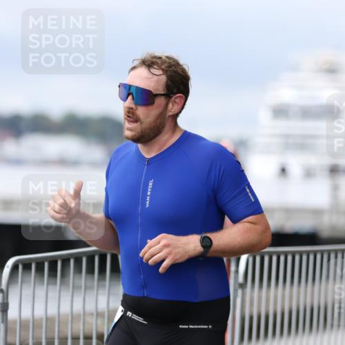 16.08.2026 - KN Förde Triathlon 2026 Antke Förster http://msf.ph/oto/9997125 16.08.2026 12:06:03 Laufen  meine-sportfotos.de