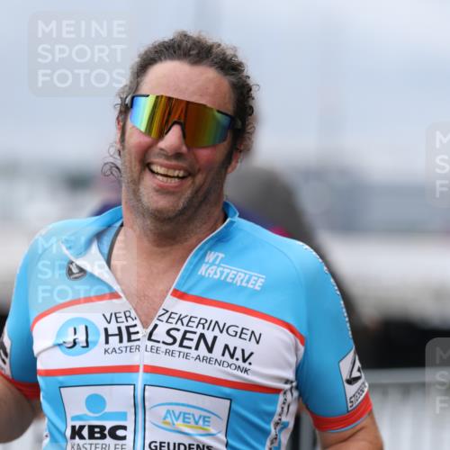 16.08.2026 - KN Förde Triathlon 2026 Antke Förster http://msf.ph/oto/9997133 16.08.2026 12:06:09 Laufen  meine-sportfotos.de