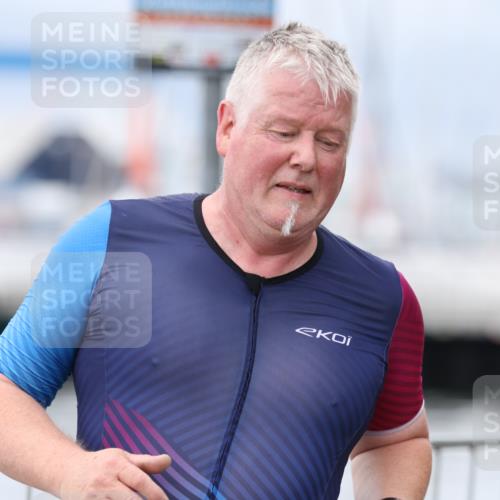 16.08.2026 - KN Förde Triathlon 2026 Antke Förster http://msf.ph/oto/9997134 16.08.2026 12:06:10 Laufen  meine-sportfotos.de