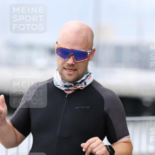 16.08.2026 - KN Förde Triathlon 2026 Antke Förster http://msf.ph/oto/9997152 16.08.2026 12:06:30 Laufen  meine-sportfotos.de